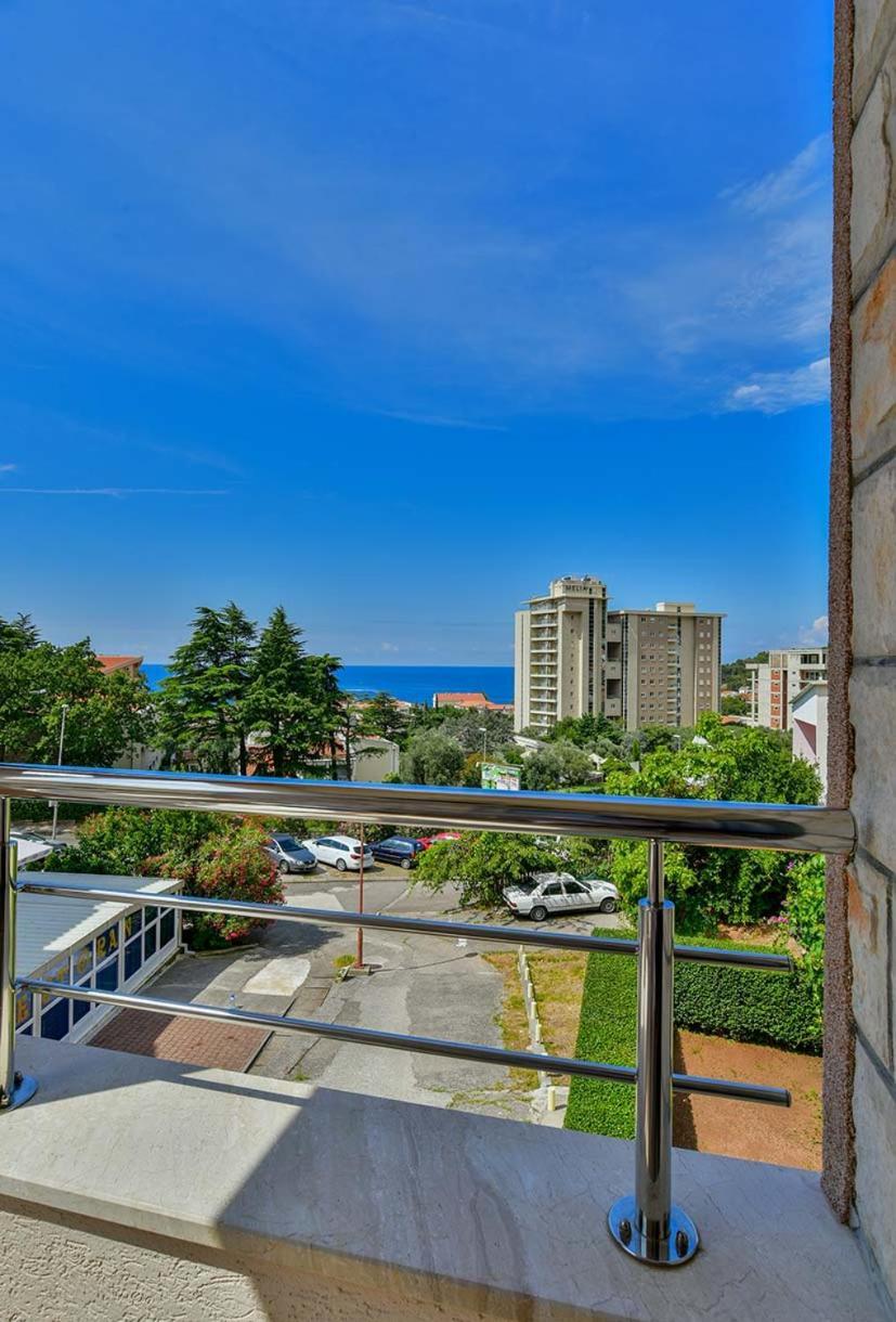 Apartments Srzentic Petrovac Eksteriør bilde