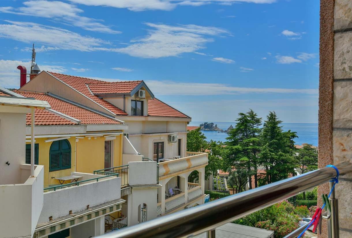 Apartments Srzentic Petrovac Eksteriør bilde