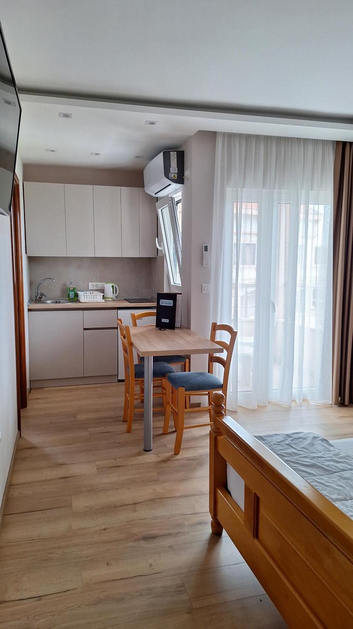 Apartments Srzentic Petrovac Eksteriør bilde