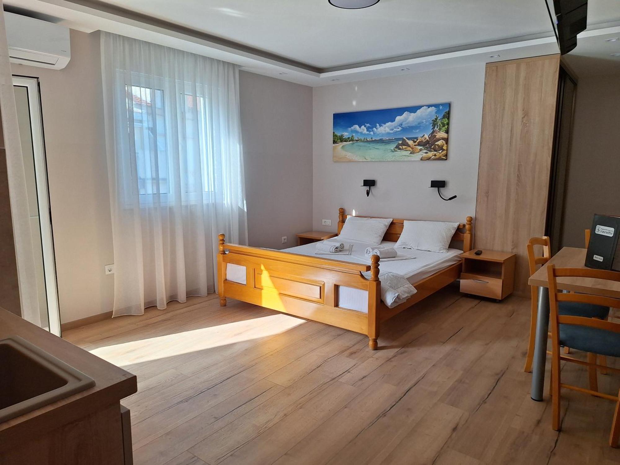 Apartments Srzentic Petrovac Eksteriør bilde