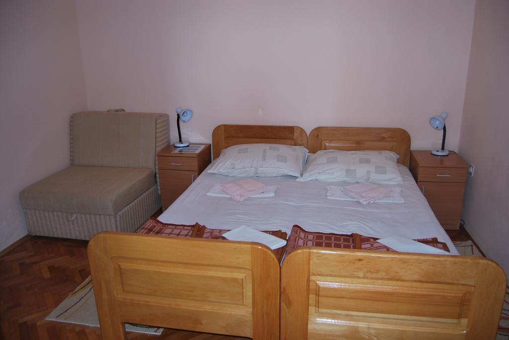 Apartments Srzentic Petrovac Eksteriør bilde