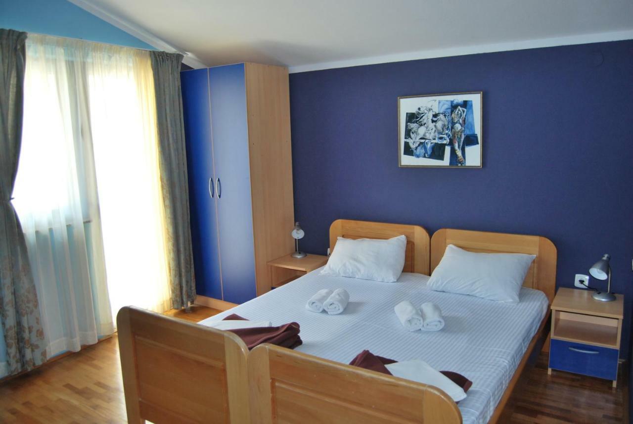 Apartments Srzentic Petrovac Eksteriør bilde