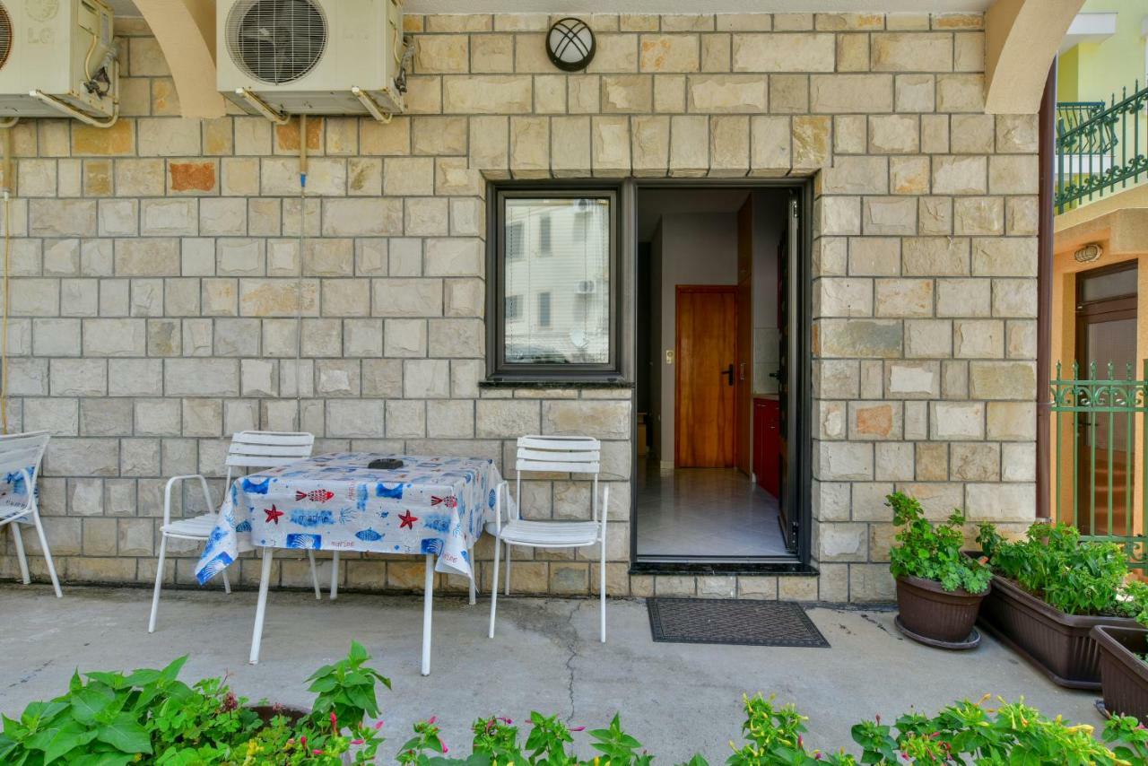 Apartments Srzentic Petrovac Eksteriør bilde