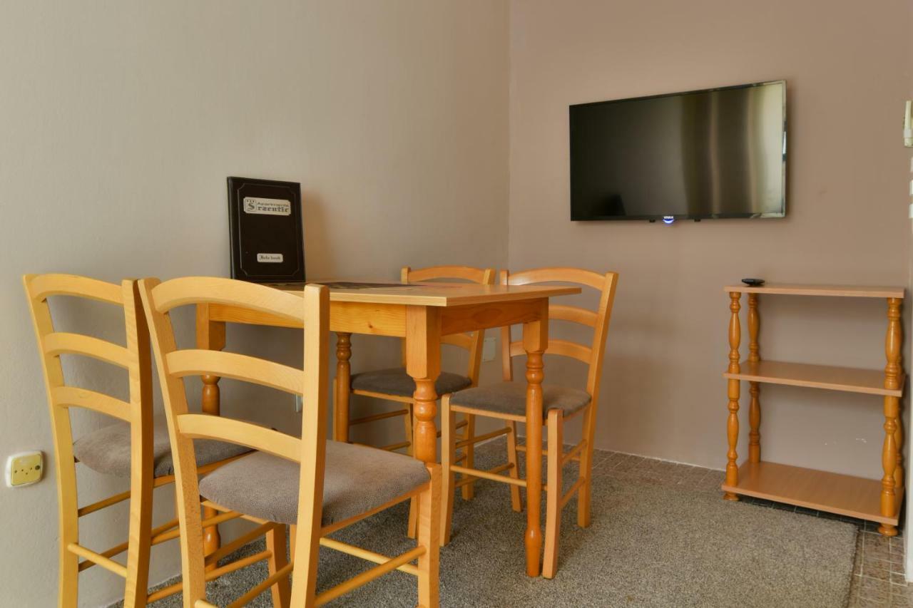 Apartments Srzentic Petrovac Eksteriør bilde