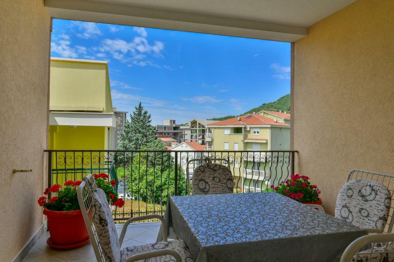 Apartments Srzentic Petrovac Eksteriør bilde