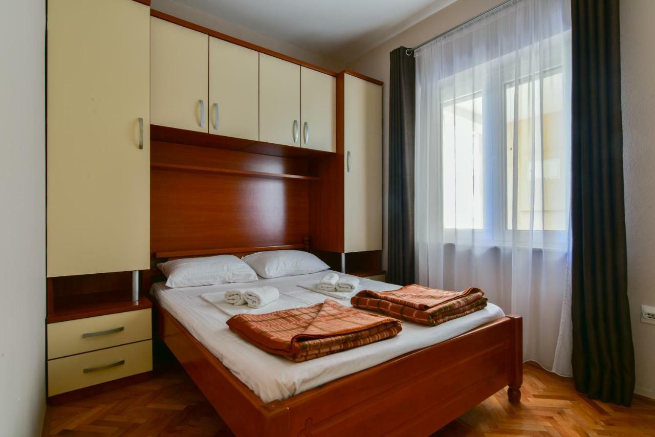 Apartments Srzentic Petrovac Eksteriør bilde
